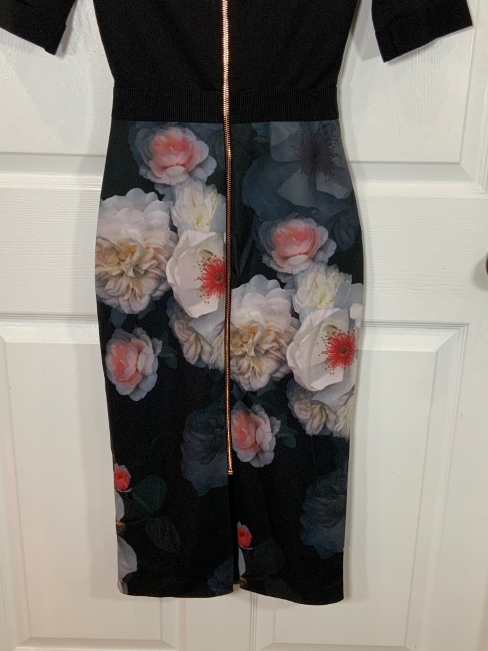 Ted Baker Masason Chelsea Floral Black Bodycon Belted Sheath Midi Dress Size 1 - Picture 8 of 10